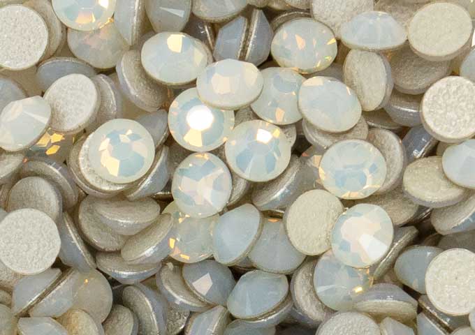 プレシオサ HOTFIX MAXIMA ホワイトオパールss6