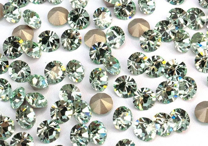 プレシオサ チャトンMAXIMA クリソライト pp11