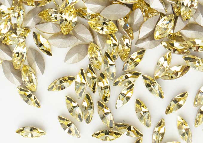 プレシオサ ファンシーストーン ナベット型 ジョンキル 8×4mm