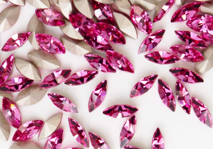 プレシオサ ファンシーストーン ナベット型 ローズ 8×4mm