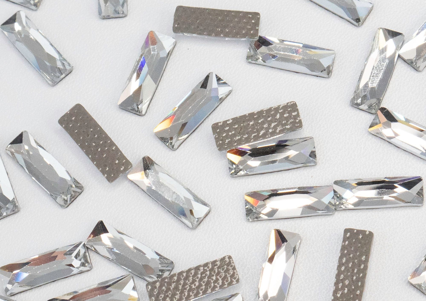 プレシオサ HF SlimBaguette バゲット型 クリスタル 12×4mm