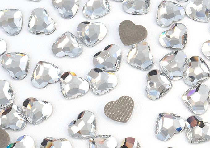 プレシオサ HF Heart ハート型 クリスタル 6mm