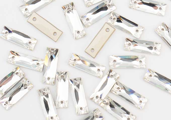 プレシオサ ソーオン 縫付 バゲット型 クリスタル18×6mm