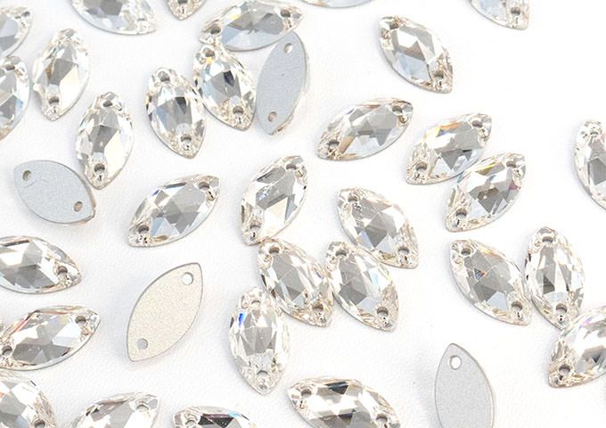 プレシオサ ソーオン 縫付 ナベット型 クリスタル 12×6mm