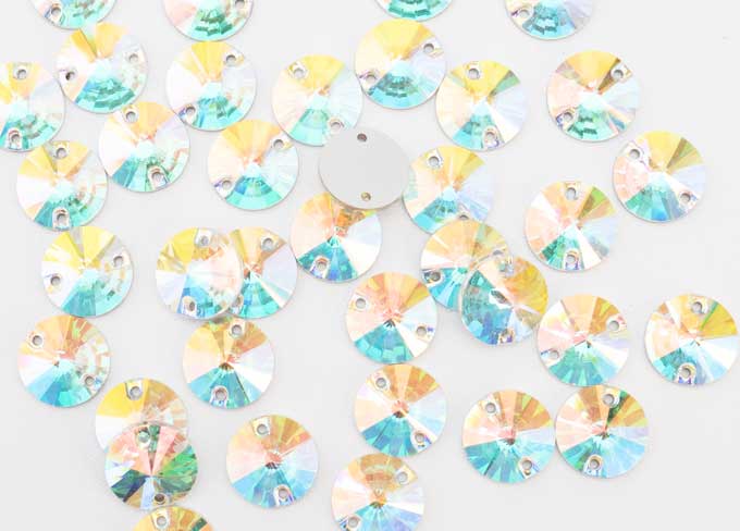 プレシオサ ソーオン 縫付 リボリ型 クリスタルオーロラ 12mm